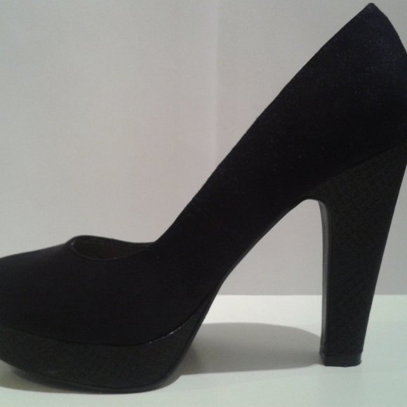 New Look black high heel shoes - Picture 1 of 15